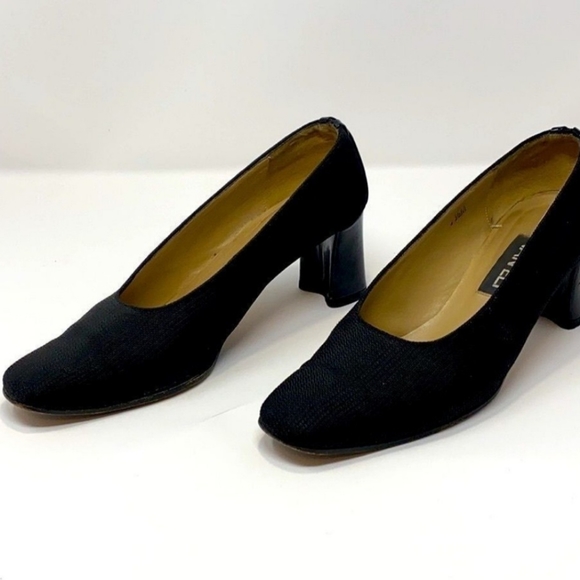 Vaneli Black Block Heel Fabric & Patent Leather Pumps - Picture 3 of 4